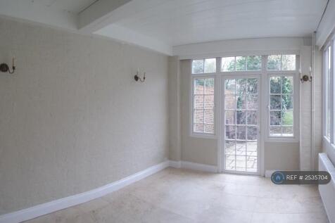 Rear Lounge