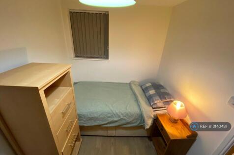 Gf Single (Small Double) Bedroom