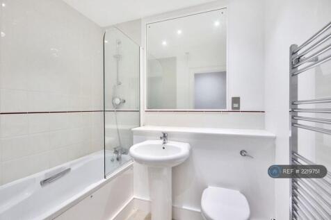 2nd Bathroom