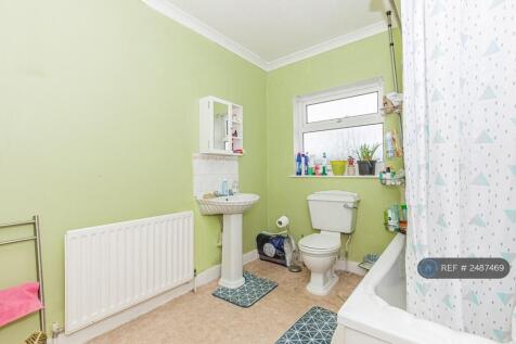Large Family Bathroom