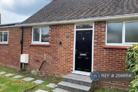 Front Garden/Entrance