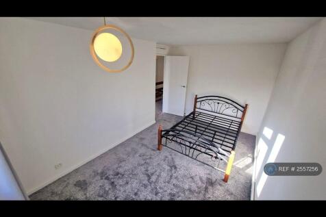 Double Bedroom 2