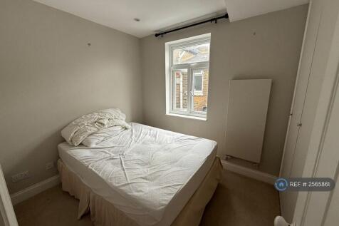 Bedroom 2 / Home Office