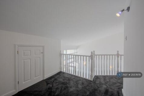 Upstairs Galllery (Can Be Used As Office)