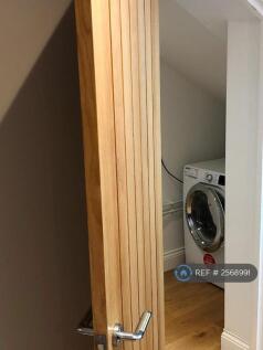 Walk In Cupboard With Washer/Dryer