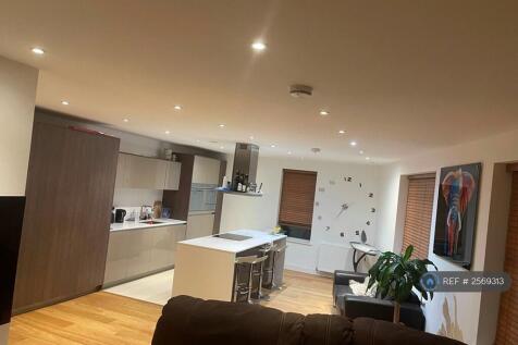 Kitchen And Dining/Seating