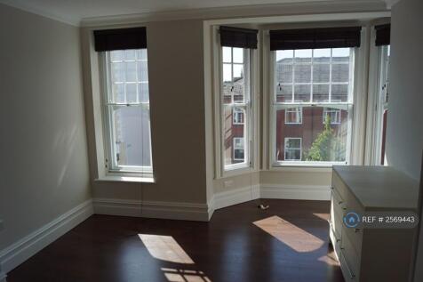 Bedroom Photo 1