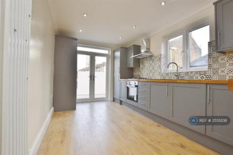 Kitchen Image 1