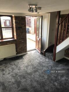2 Mkt Court Downstairs Sitting Room