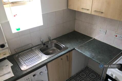 2 Mkt Court Downstairs Kitchen