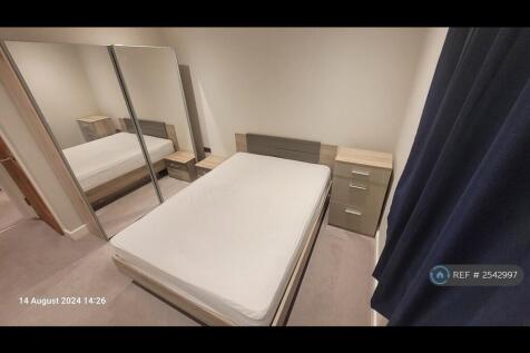 Bes Room