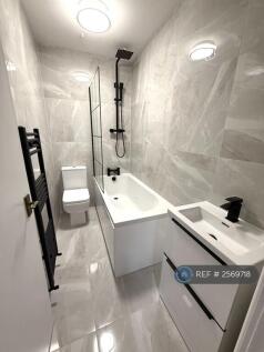 Flat 12 Bathroom
