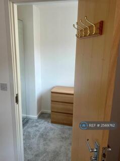 Walk-In Wardrobe