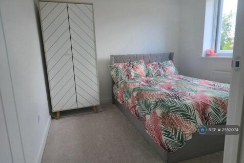 Second Bedroom (Picture 1)