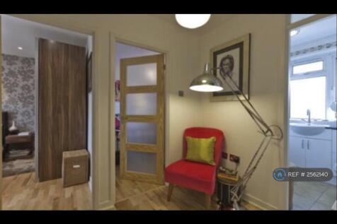 Spacious Hallway 2