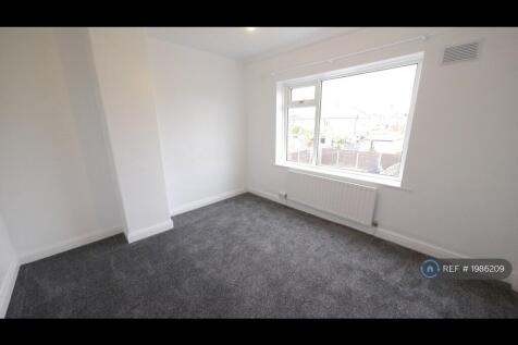 Rear Bedroom