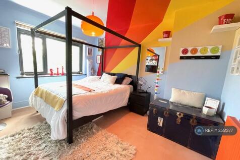 Beautifully Designed Master Bedroom