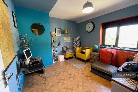Second Double Bedroom 