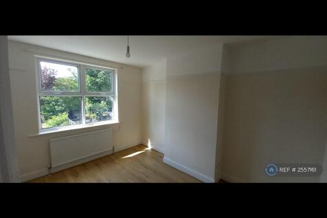 Rear Bedroom