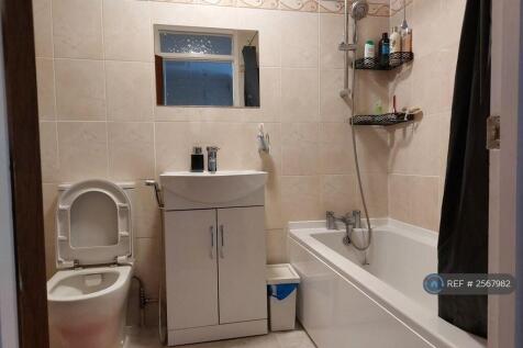 Upstairs Bath Room