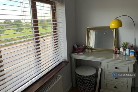 Double Bedroom 1