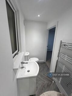 En Suite For Bedroom Four 