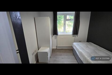 Single Room Bedroom 3