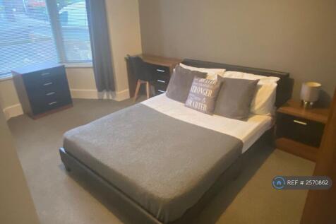 Room 1 Double En-Suite Room- Available