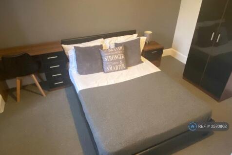 Room 1 Double Ensuite- Available