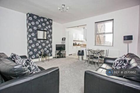Large Fully Furnished Living Room