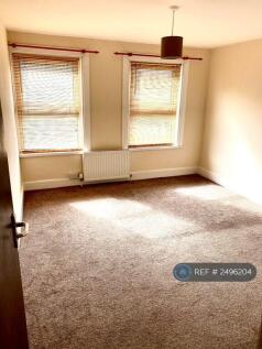Largest Bedroom (Double)
