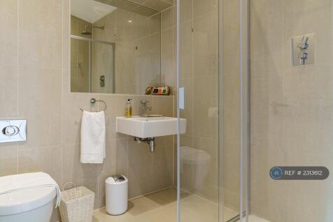 Ensuite Bathroom To Room Above Garage