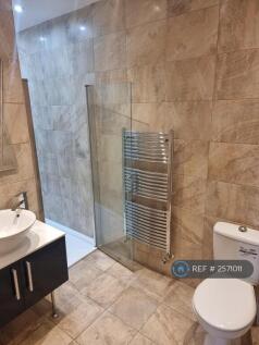 Ensuite Bath