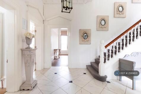 Upper Ground Entrance Hall