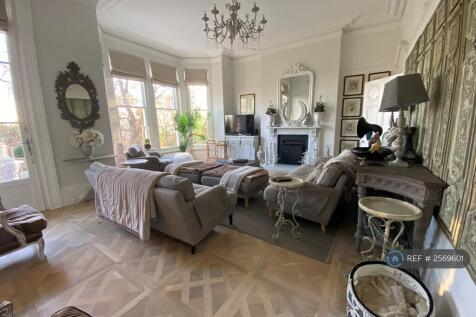 Upper Living Room