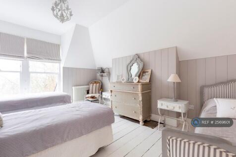 Ticking Bedroom 4