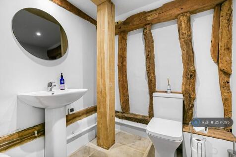 Ground Floor Wc
