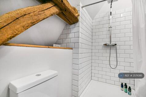 Master En-Suite
