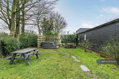 Garden With Hot Tub
