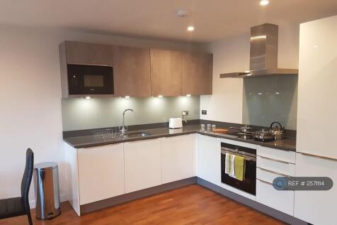Kitchen With All Appliances