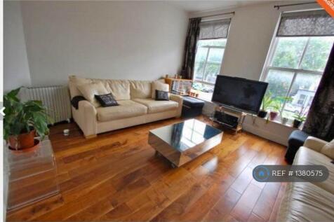Large Bright Living Room
