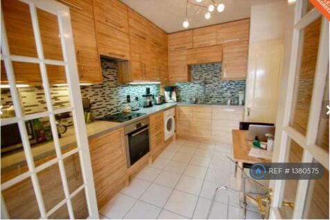 Fully Integrated Kitchen 