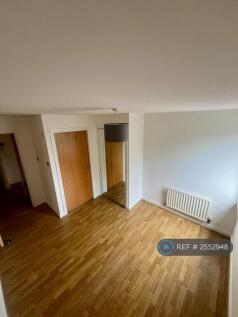 Main Bedroom With En-Suite