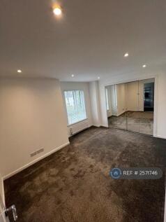 Bedroom 1 (Master)