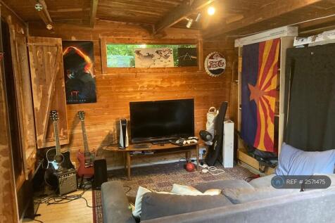Inside Cabin. Sofa / Tv / Music Area