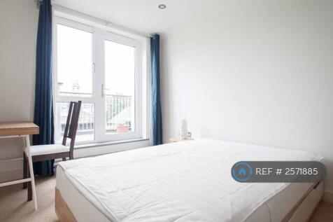Bedroom 2 (Smaller)