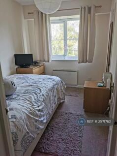 Bedroom 1 (Double)