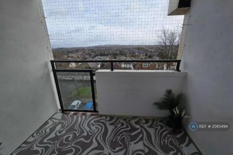 Balcony With Panoramic Views 