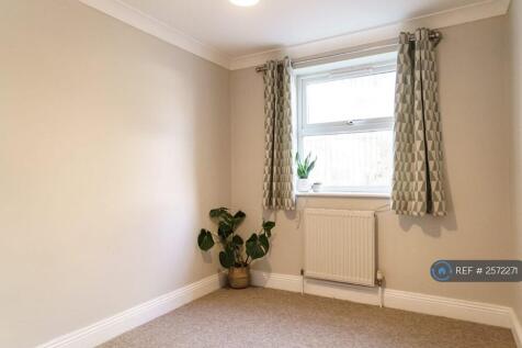 Bedroom 1 (Double)