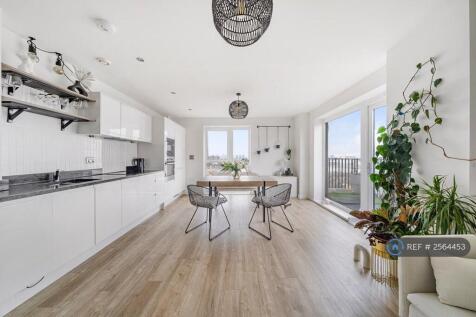 Kitchen / Reception Room